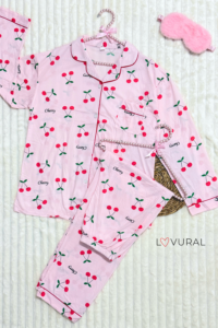 the kitty & strawberry long sleeve pj set (copy)