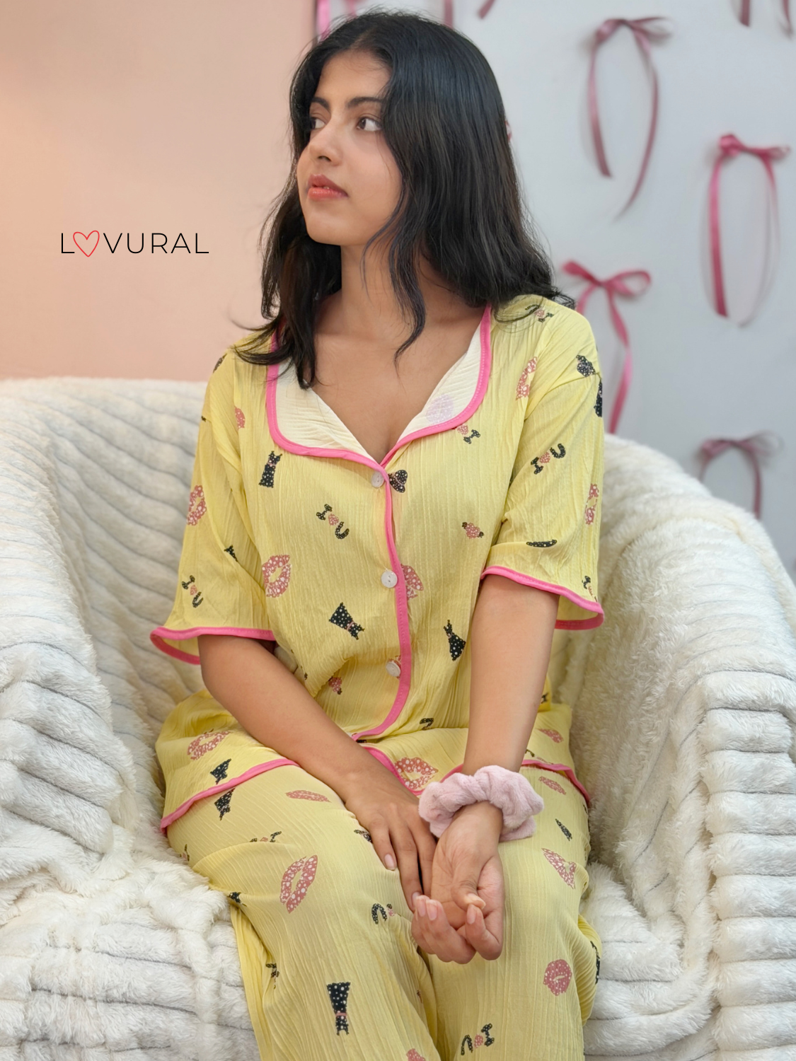 crystal lips & 'i love u' pj set crystal lips & 'i love u' pj set