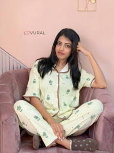 pink kisses pj set